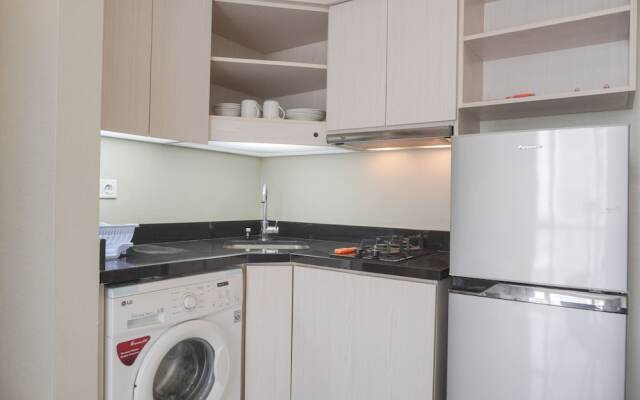 Cozy Living 2Br At The Mansion Kemayoran Apartment