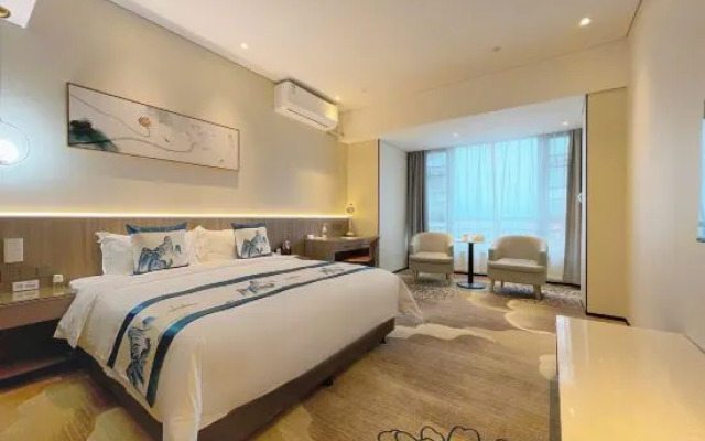 Qiling Ln Dongfang Hotel
