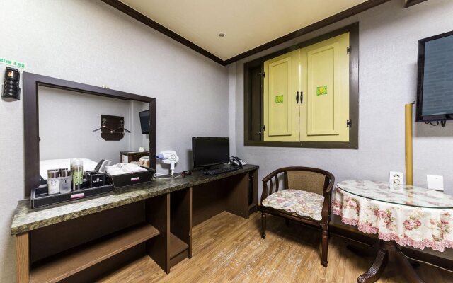Goodstay 3D Cinema Motel