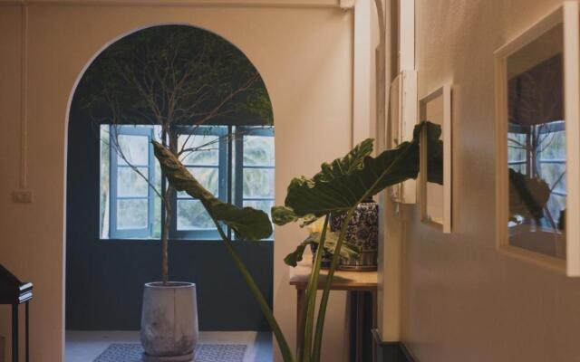 Matou Hostel and Cafe