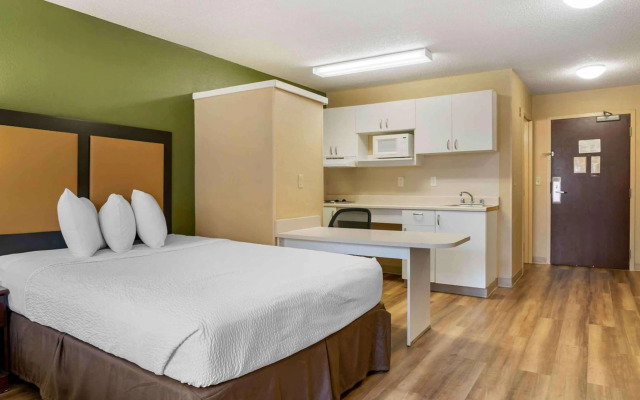 Extended Stay America Select Suites Detroit Novi Haggerty Rd