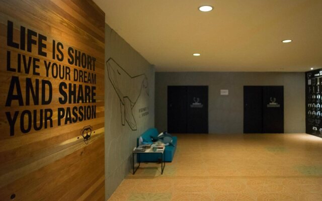 Monkey Dive Hostel Khaolak