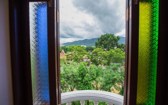 Chiang Roi 7 Days Inn