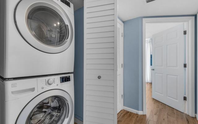 Pelican Beach Terrace 807