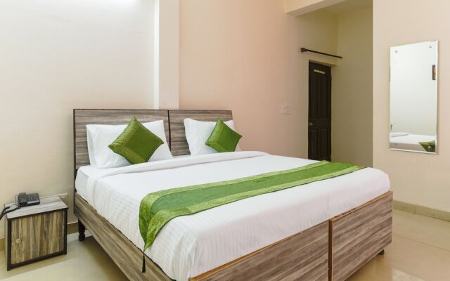 Treebo Trip Golden Villa