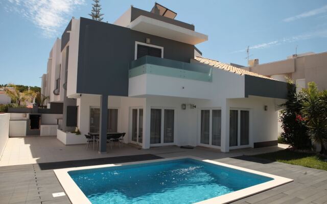 Villas by Cascatas