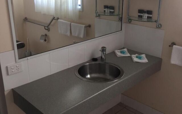 Westside Tavern and Motel