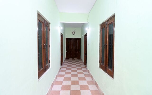 Megha Yatri Niwas Guest House