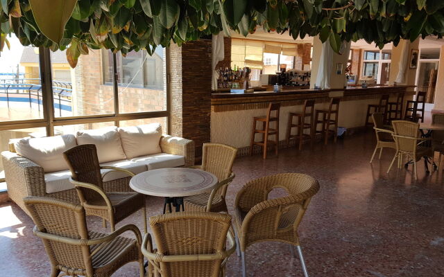 Отель Bahía - 30º Hotels