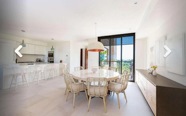 Three Bedroom Amazing Dazzling Villa in Mexico