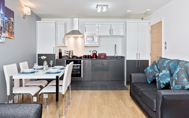 Metro Service Apartments Bedford