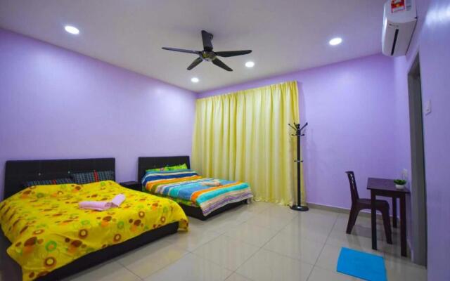 275 Sitiawan Homestay