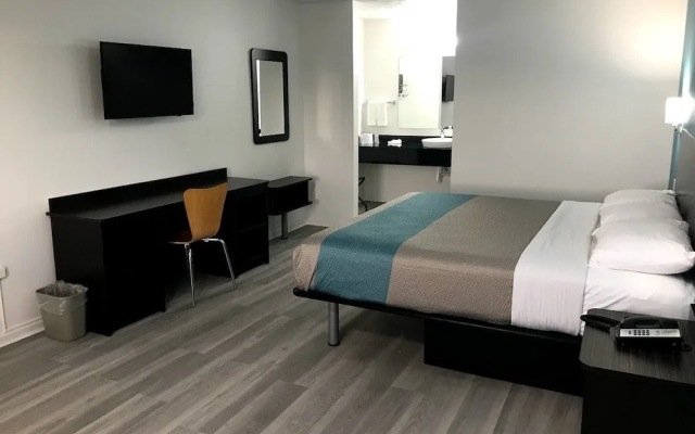 Metropolis Inn