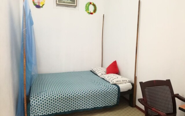20 House Arugam