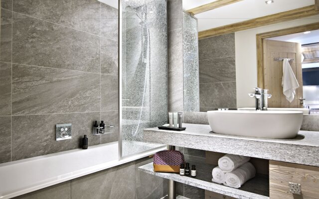 MGM Hôtels & Résidences – Résidence Chalets Éléna