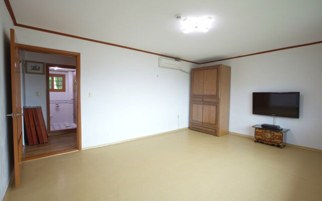 Ganghwa Prairie Home Pension