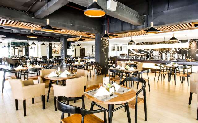 Golden Tulip Essential Tangerang