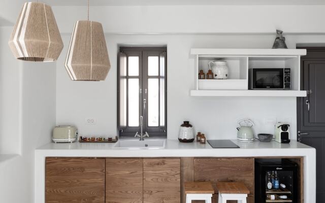 Zetine Suites Sikinos