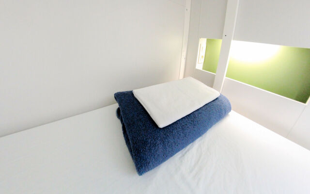 Sant Jordi Hostels Gracia