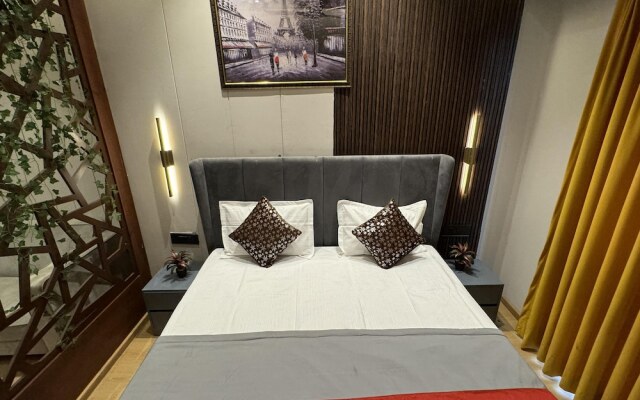 Luxury Deluxe Suite by Gt Studios