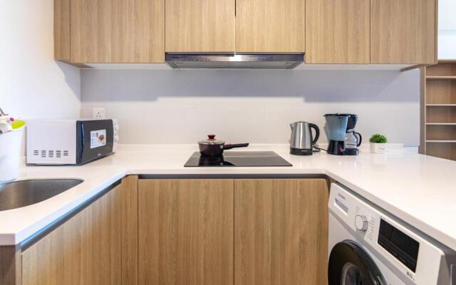 Tropicana 218 X Airlevate Suites