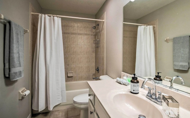 Spacious Ocala Home w/ Lanai & Private Pool!