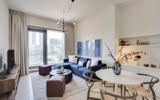 Modern En-suite Flat w/ Dubai Marina View!