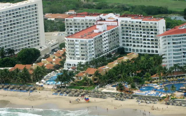 Aca Suites Ixtapa