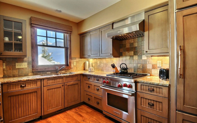 Powder Ridge Cabins at Big Sky Resort