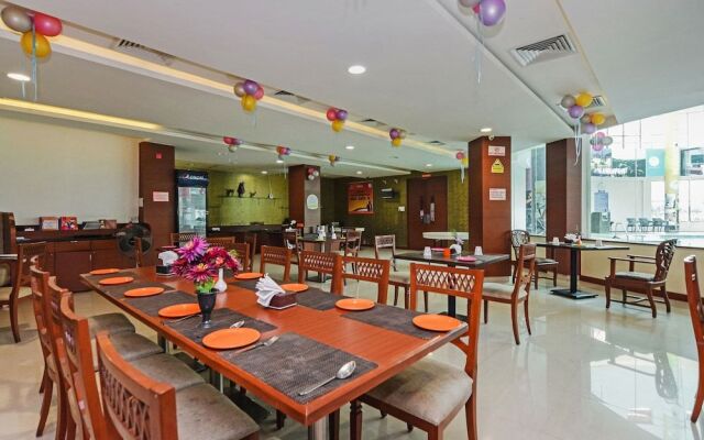 OYO 23626 Country Club Pune