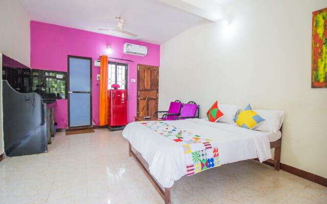 OYO 13211 Home Spacious Studio Morjim Beach