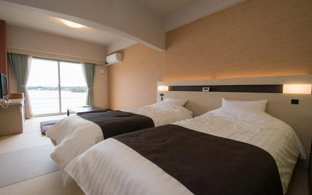 Hotel Listel Hamanako – Guest Rooms – Hamamatsu