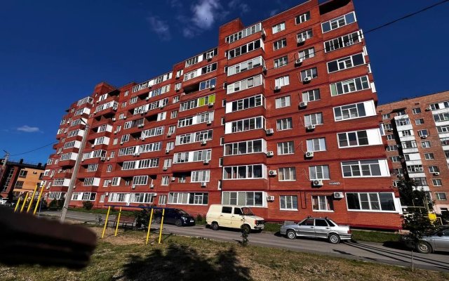 Apartments on Leningradskaya Street