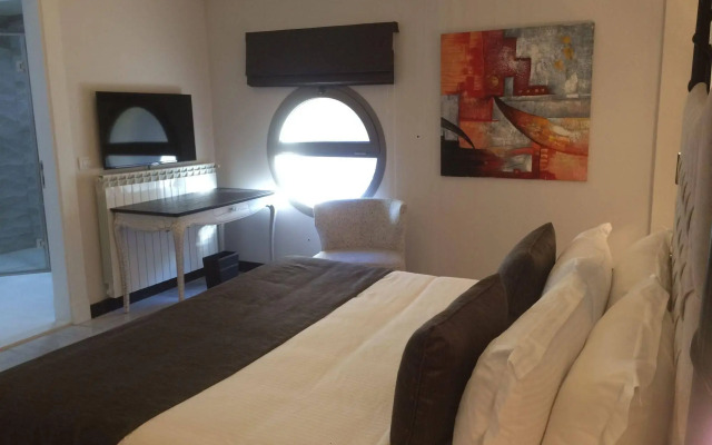 Cherry Blossom Boutique Hotel