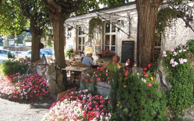 Royal Hôtel  Restaurant Bonhomme