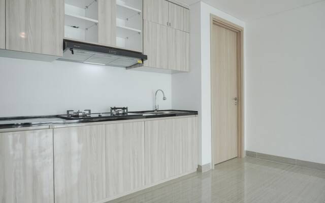 Spacious And Nice 2Br At Hillcrest House Apartment