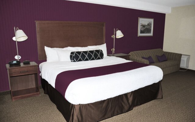 Ramada Niagara Falls By The River