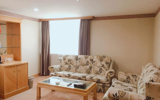 Guangzhou New Century Hotel