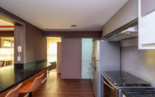 Apto perto do Hosp Santa Genoveva MFL1802