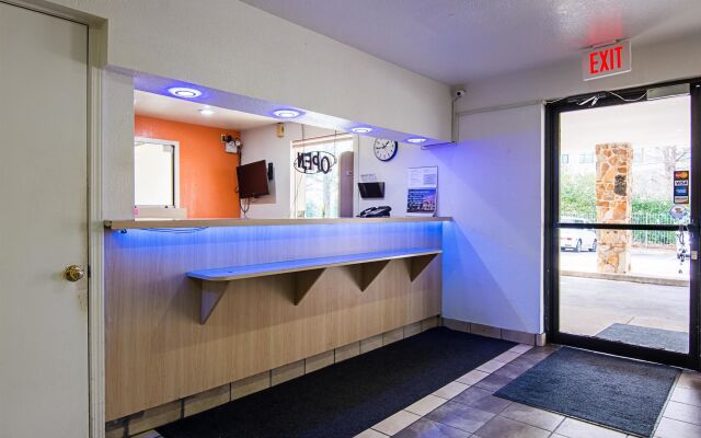 Motel 6 Little Rock, AR - South