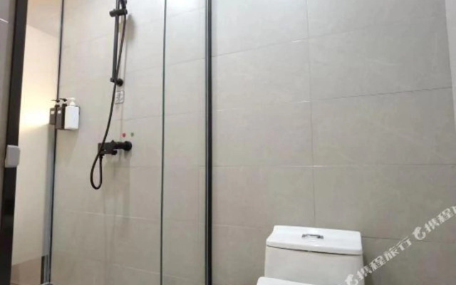Changee Hotel (Shanghai Anting Auto City)