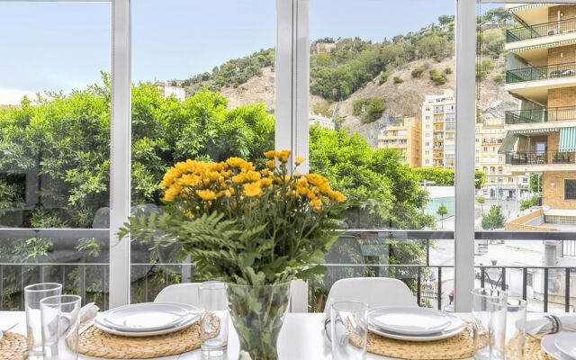 Three-bedroom apartment Cervantes