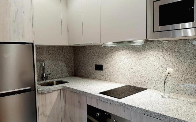 Apartamentos Celestina by gaiarooms
