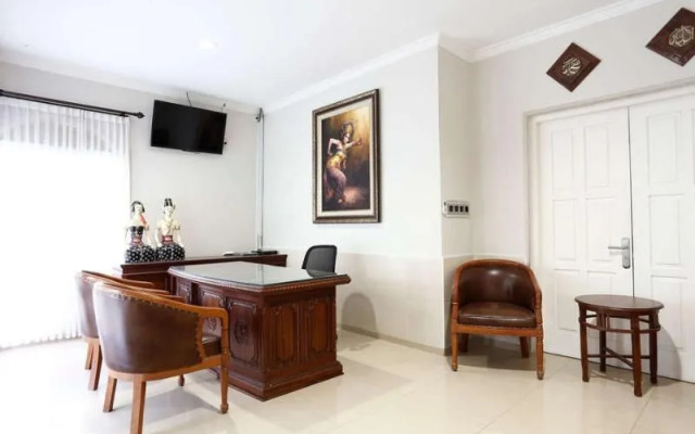 Reddoorz Plus Near Adisucipto Airport 2