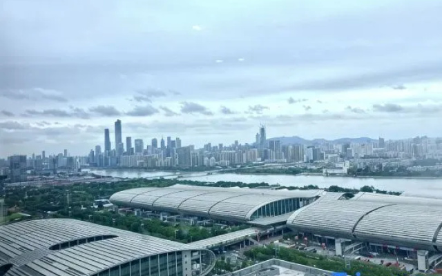 Sung Pavilion High Altitude River View Hotel (Guangzhou Pazhou Convention and Exhibition Hotel） – Outside – Guangzhou