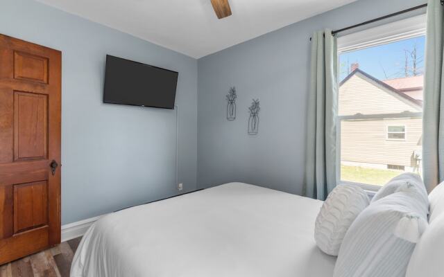 Sweet Cherry Escape | JZ Vacation Rentals