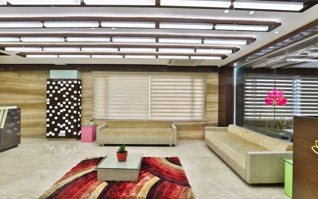 Capital O 23214 Hotel The Lotus Park