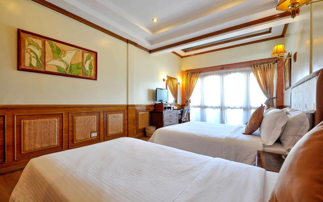 Red Coconut Beach Hotel