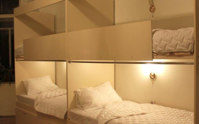 Oh So Indie House Hostel