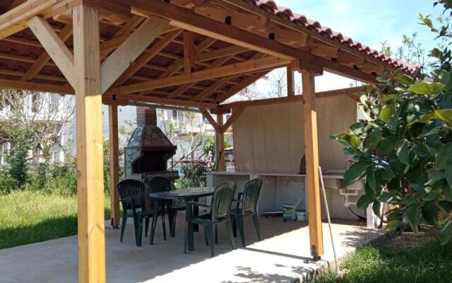 Elea House
